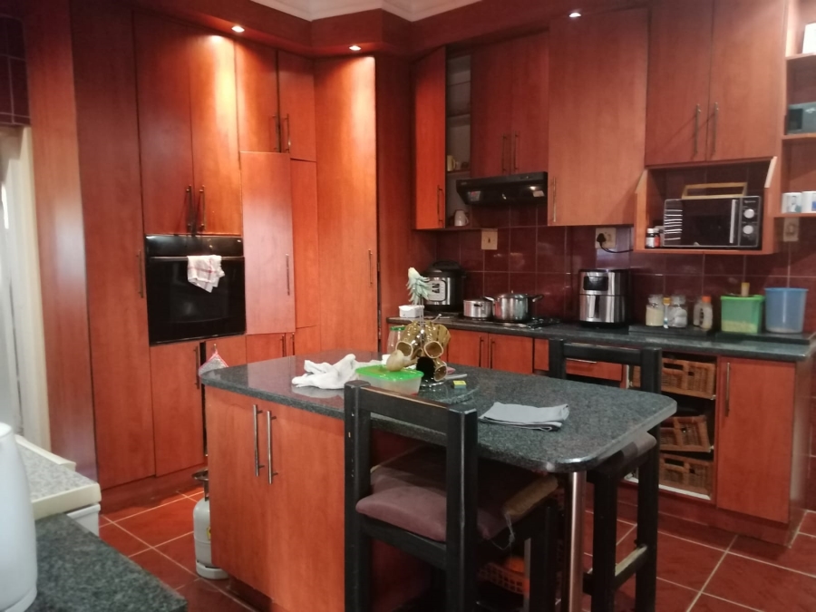 4 Bedroom Property for Sale in Rustenburg North North West